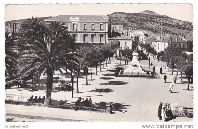 cpsm. pf. SAIDA. La Place R. Poincaré. 1502