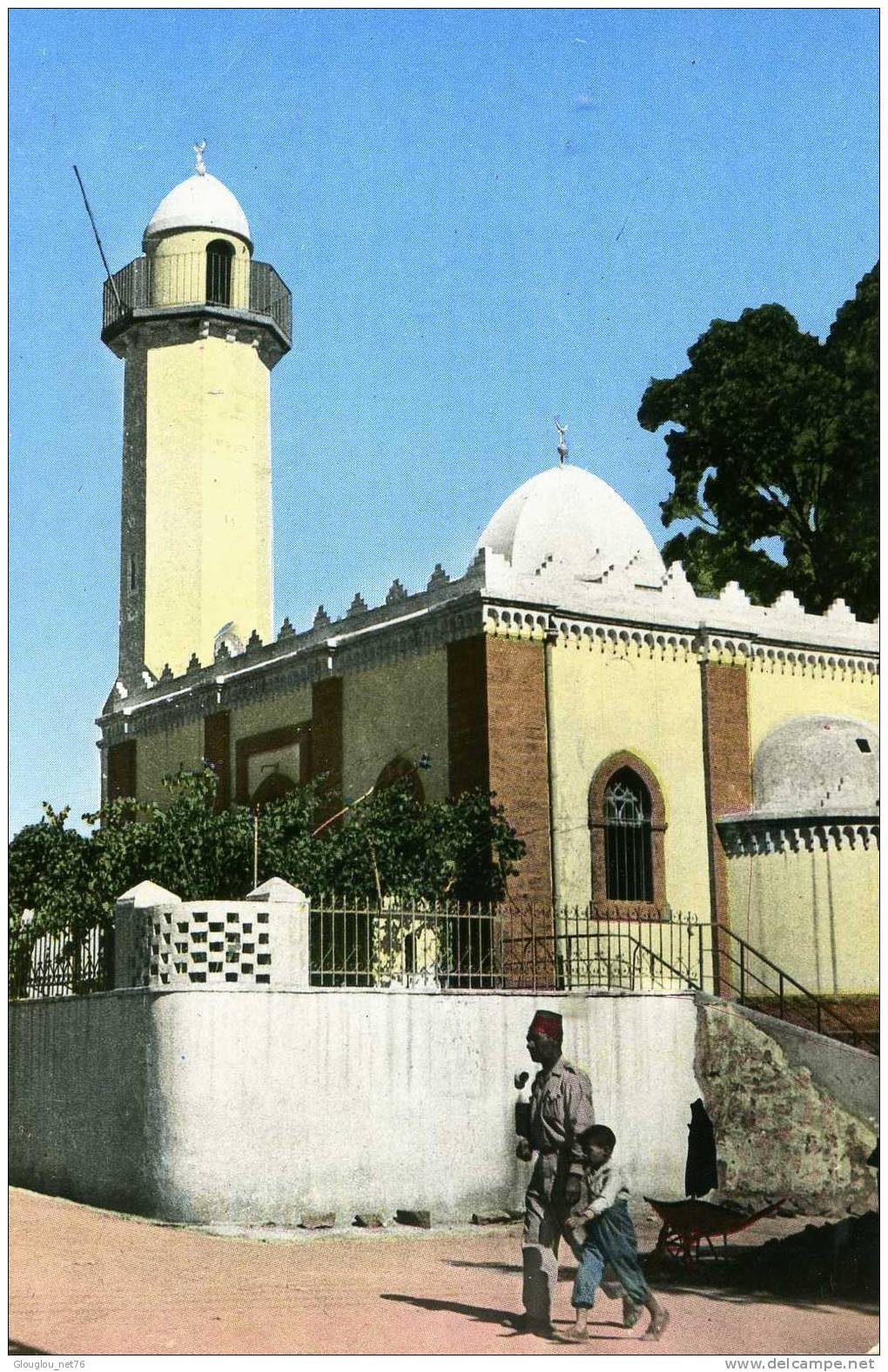 SAIDA....LA MOSQUEE......CPSM PETIT FORMAT ANIMEE