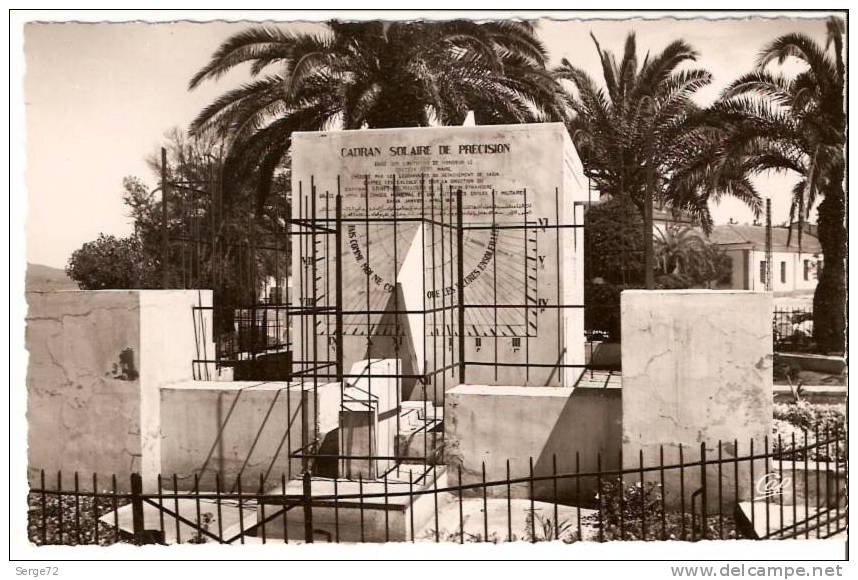 belle cpsm de 1957 N°1512 SAIDA( algérie) Le Cadran Solaire