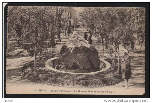 TN)10) Sétif Jardin d'Orléans - La Grande Allée et Statue d'Aeis