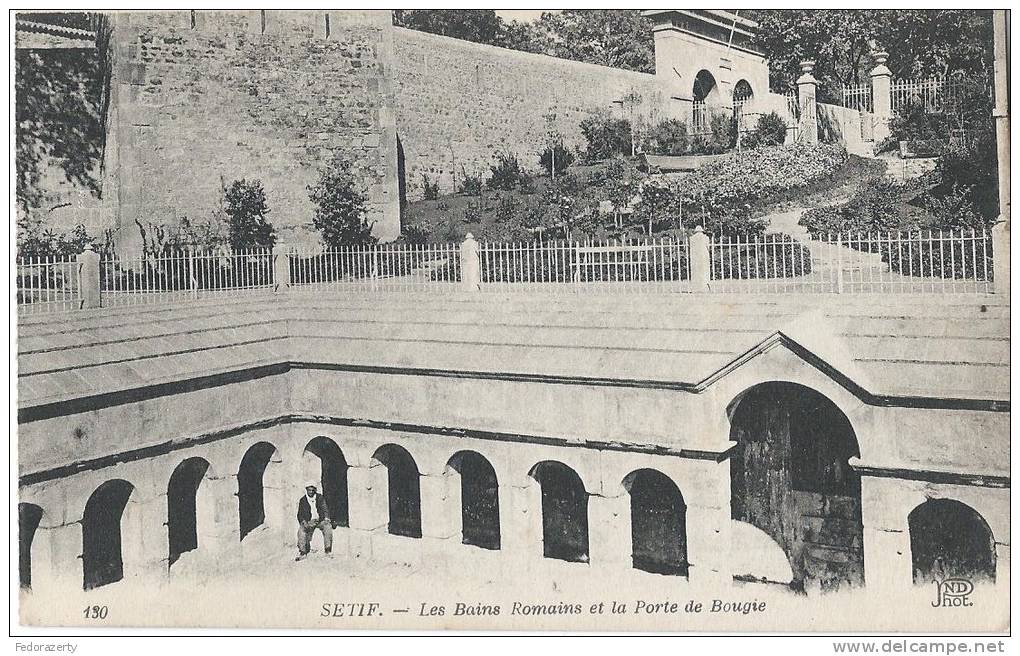 algerie setif les bains romains et la porte de bougie