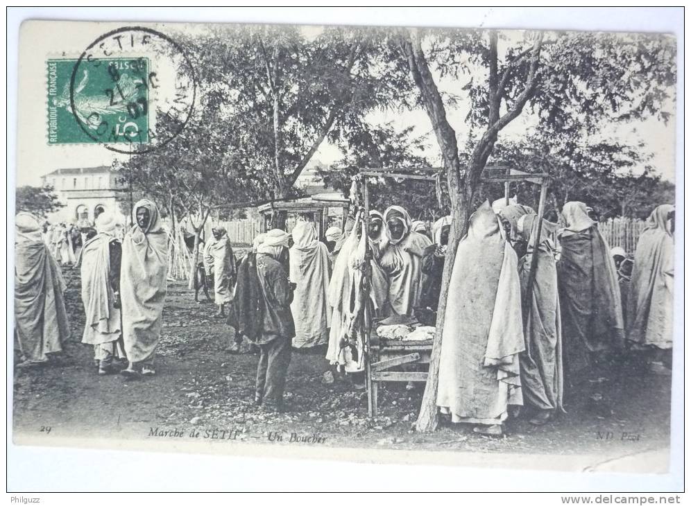 ALGERIE - MARCHE DE SETIF - UN BOUCHER
