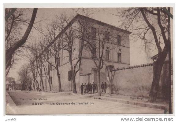 LA CASERNE DE L'AVIATION