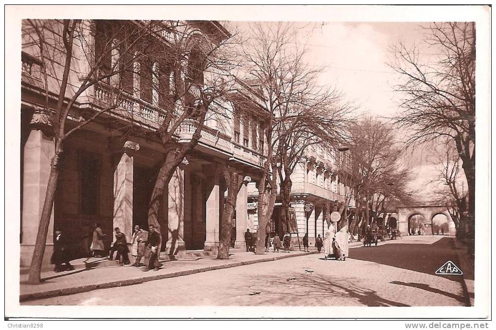 SETIF (ALGERIE) Banque de l'Algérie et la Rue de Constantine    CPSM