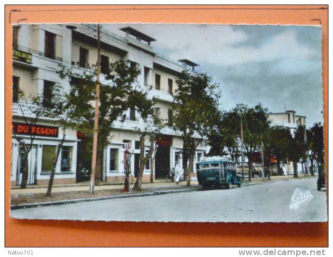 E1-Algerie-setif--rue jean-jaures--autobus-