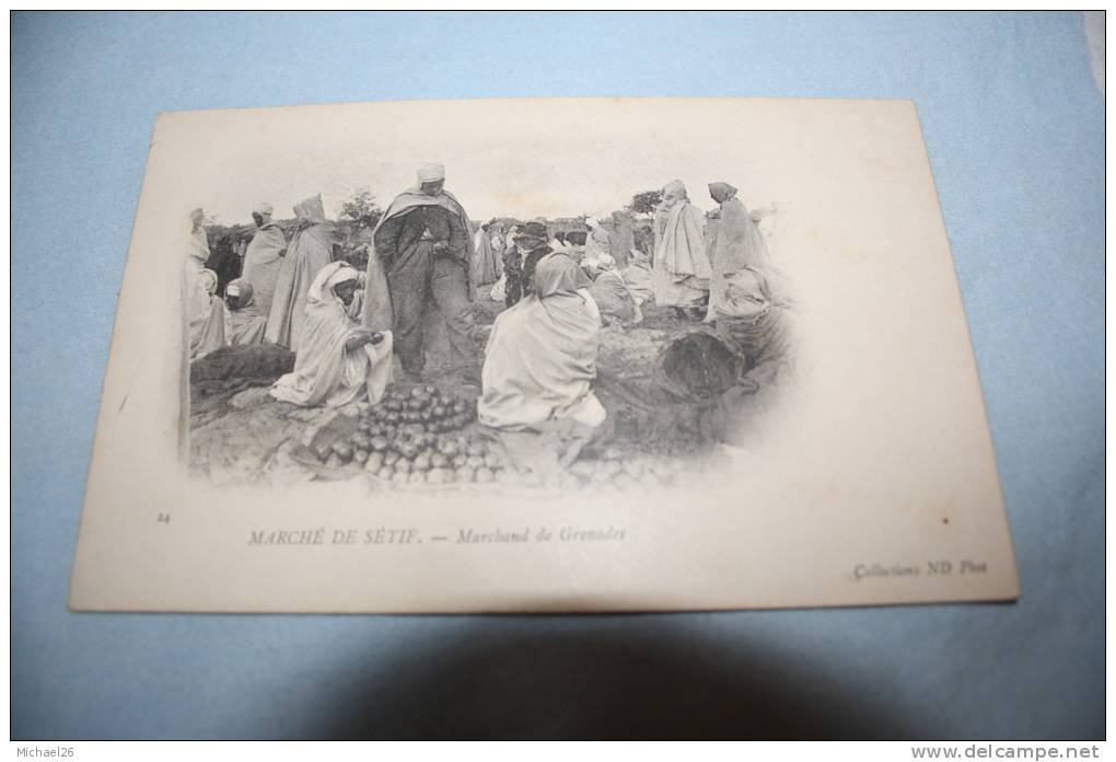 Marché de Sétif - Marchand de grenades