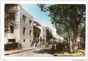 Sétif (Algérie)  La poste et le marché indigène env 1962 (animée).