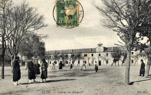 SETIF (Algerie) - Caserne des Zouaves - ANIMÉE