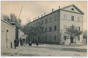 SÉTIF - Bureaux de la place