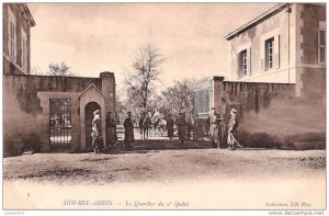 CPA N° 8 - SIDI BEL ABBES Algérie - Le Quartier du 2è Spahis bien animée - ND Phot.