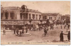 CPA N°20 - SIDI BEL ABBES ALGERIE - 1922 - Carte animée - Carrefour de la rue de Mascara
