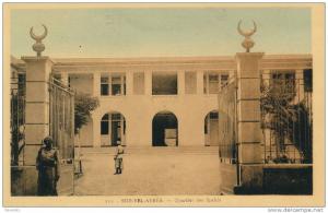 AFRIQUE - ALGERIE - SIDI BEL ABBES - Quartier des Spahis (animation)