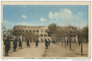 SIDI-BEL-ABBÉS  -  LA CASERNE DU 1er ÉTRANGER  -  BÂTIMENT ( CENTRE )