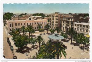 Cpsm photo Algérie - Sidi-Bel-Abbès - La place Carnot et le tribunal