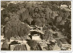 12 - SIDI-BEL-ABBES ( ORAN ) VUE AERIENNE DE LA PISCINE MUNICIPALE DANS LE JARDIN PUBLIC (  ) ALGERIE
