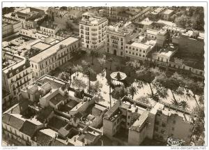 13 - SIDI-BEL-ABBES ( ORAN ) VUE AERIENNE DE LA PLACE CARNOT - LE PALAIS DE JUSTICE (  ) ALGERIE