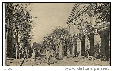 cpa-Algerie-Setif-la rue Sillègue(animée)