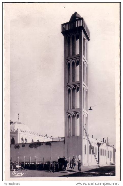 CPA/CPSM carte postale ancienne AFRIQUE ALGERIE SETIF Constantine la nouvelle Mosquée animée