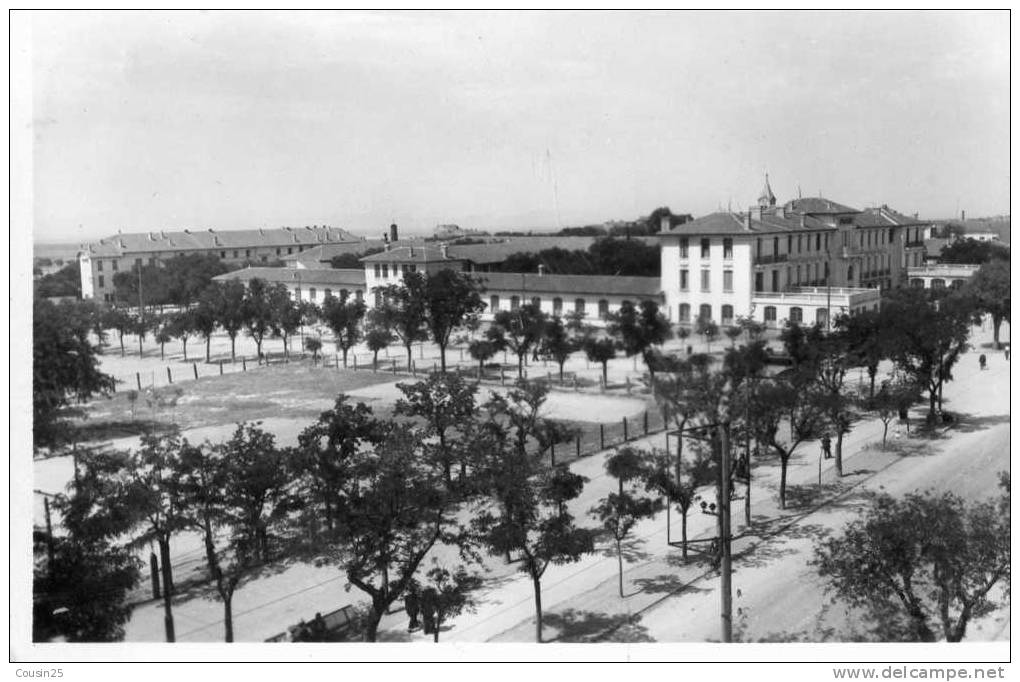ALGERIE - SETIF - Le Collège et le Lycée