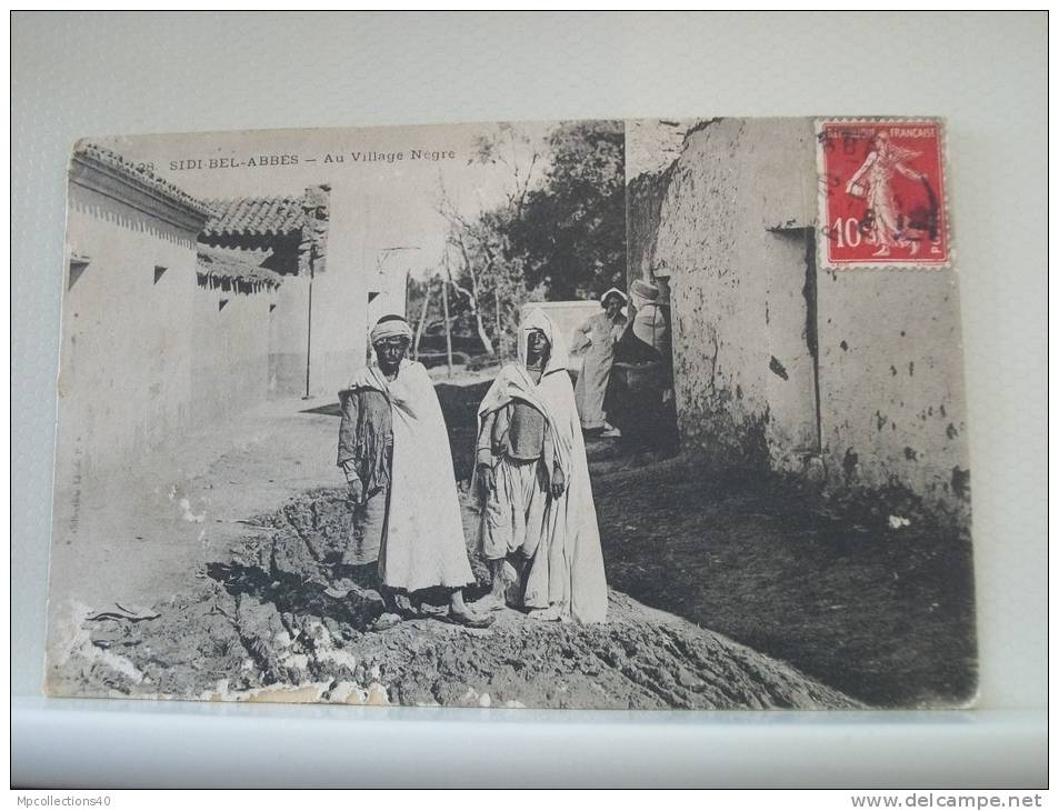 SIDI BEL ABBES - AU VILLAGE NEGRE - 1908 - ANIMATION -  (EDITIONS IDEALE P.S. N° 28)