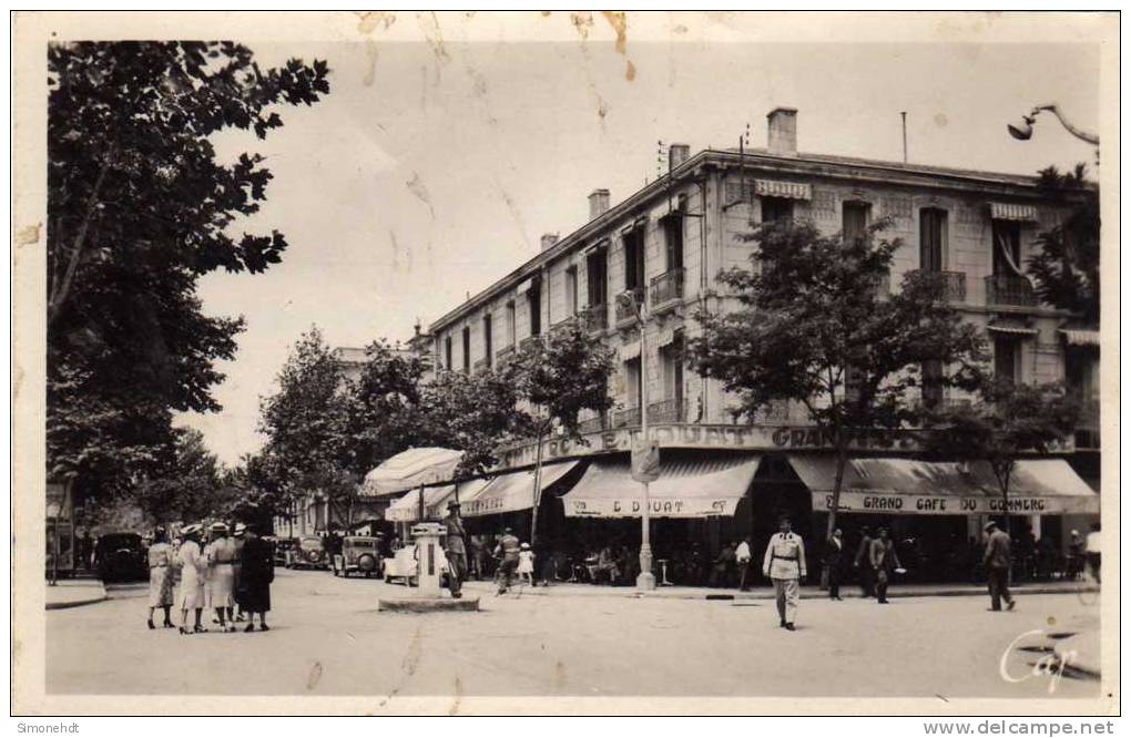 SIDI BEL ABBES - Carrefour de la République