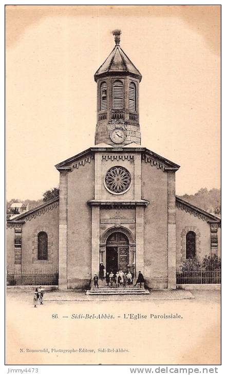 CPA N° 86 - SIDI BEL ABBES Algérie - L' Eglise Paroissiale bien animée - Edit. N. Boumendil
