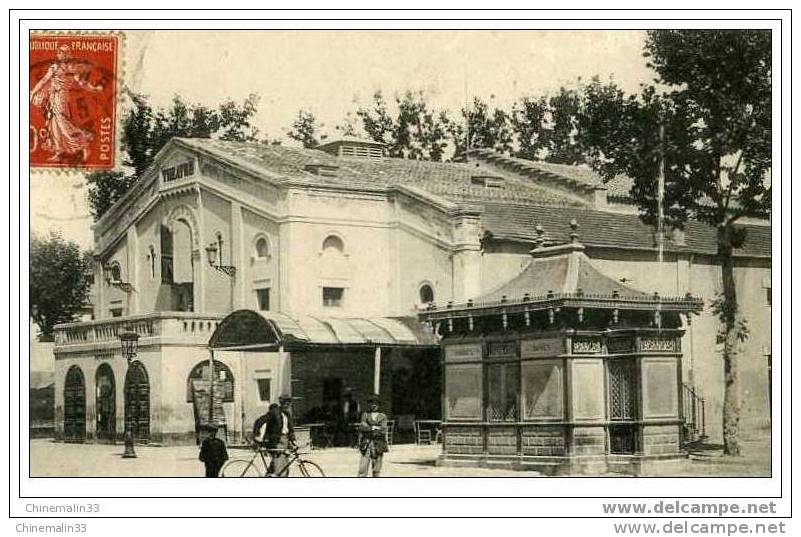 ## ALGERIE ## SIDI BEL ABBES LE THEATRE TRES BELLE ANIMATION A VOIR