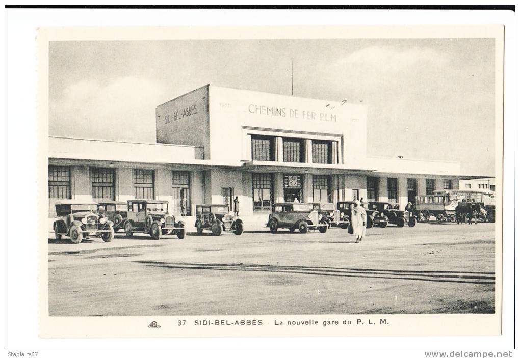 SIDI BEL ABBES LA NOUVELLE GARE DU P.L.M VOITURE ANCIENNE