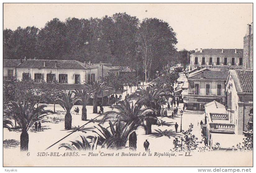 n - Cpa SIDI-BEL-ABBES -  Place Carnot et Boulevard de la République