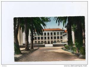 Le collège de garçons