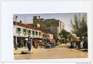 Carrefour des 4 candèlabres