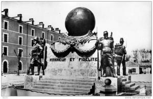 monument aux morts de la légion  (pourquet, architecte).