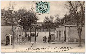CPA ALGERIE SIDI BEL ABBES MILITAIRES CASERNE DU 1ER REGIMENT  LEGION ETRANGERE  N°1