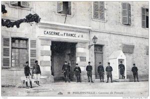 PHILIPPEVILLE - LA CASERNE DE FRANCE - BELLE CARTE TRES ANIMEE - TOP !!!