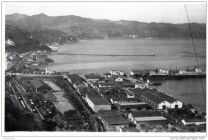 PHILIPPEVILLE  La Gare,les Quais, pris en avion.