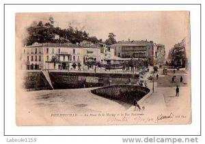 PHILIPPEVILLE    Place de La Marine et La Rue Nationale  Devanture Grand Hôtel d'Orient Publicité Grand Bazar Parisien