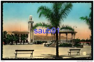 Philippeville -  La Place Marquet et l'Hôtel de Ville  -  Réf  24132