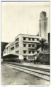 PHILIPPEVILLE.  La Gare.  Vue prise des Quais.