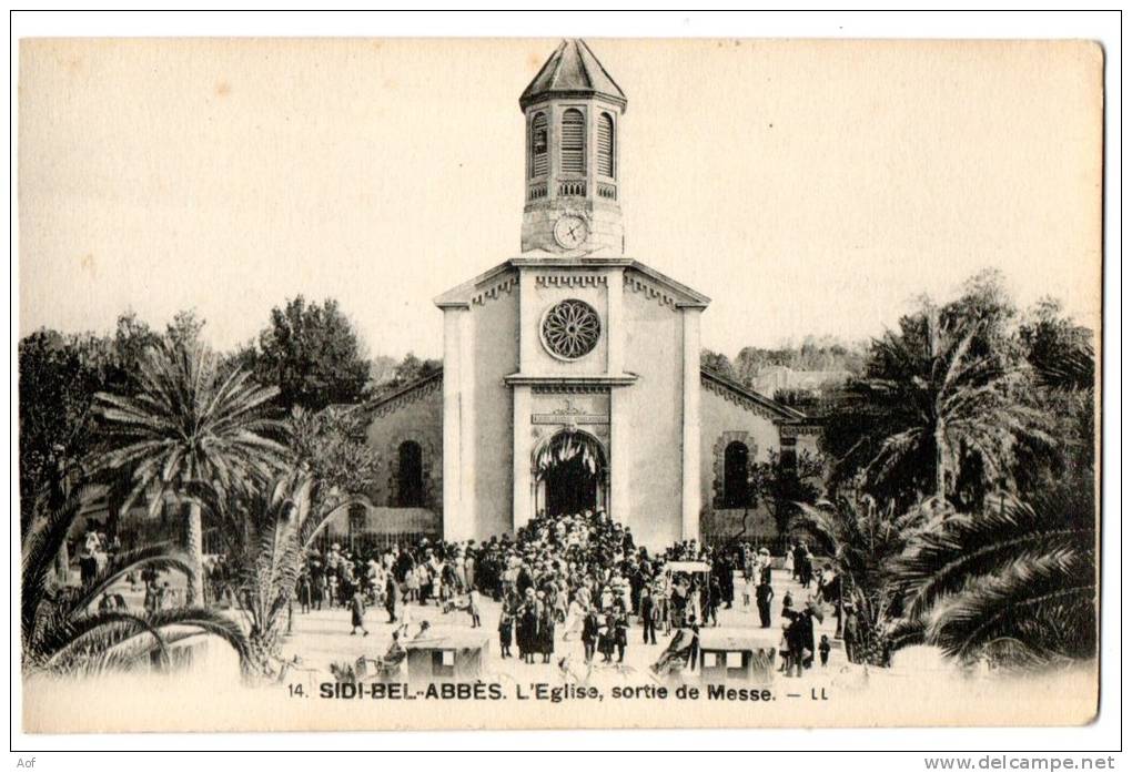 E198 SIDI-BEL-ABBES Sortie de la Messe