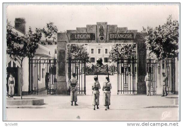 V  58 CPSM SIDI BEL ABBES CASERNE DE LA LEGION ETRANGERE