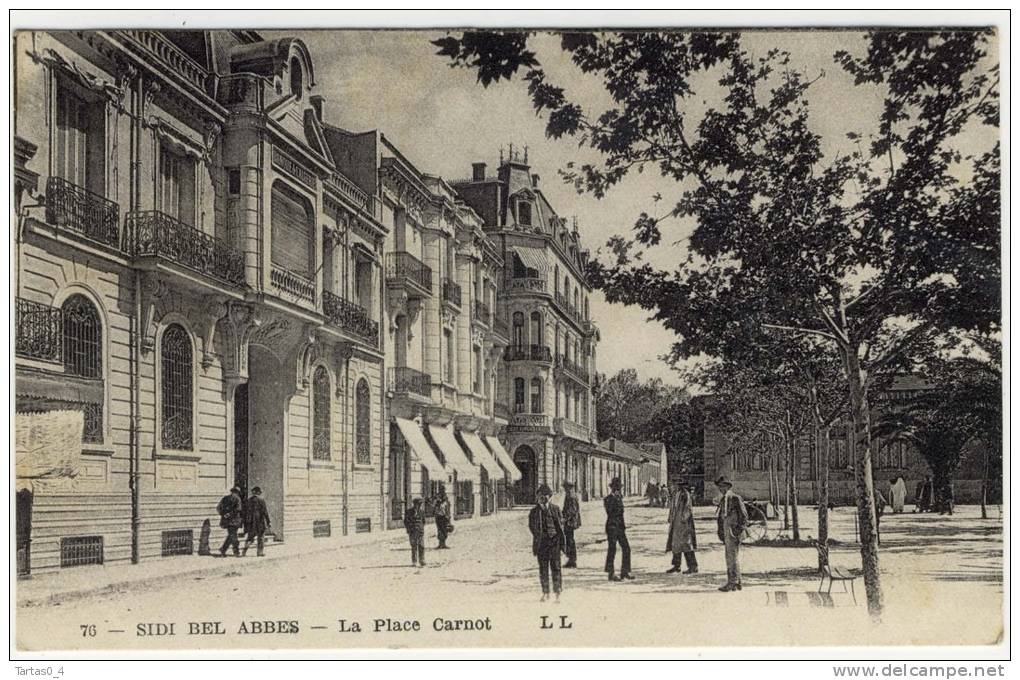 ALGERIE-SIDI-BEL-ABBES-la place carnot animée bon etat