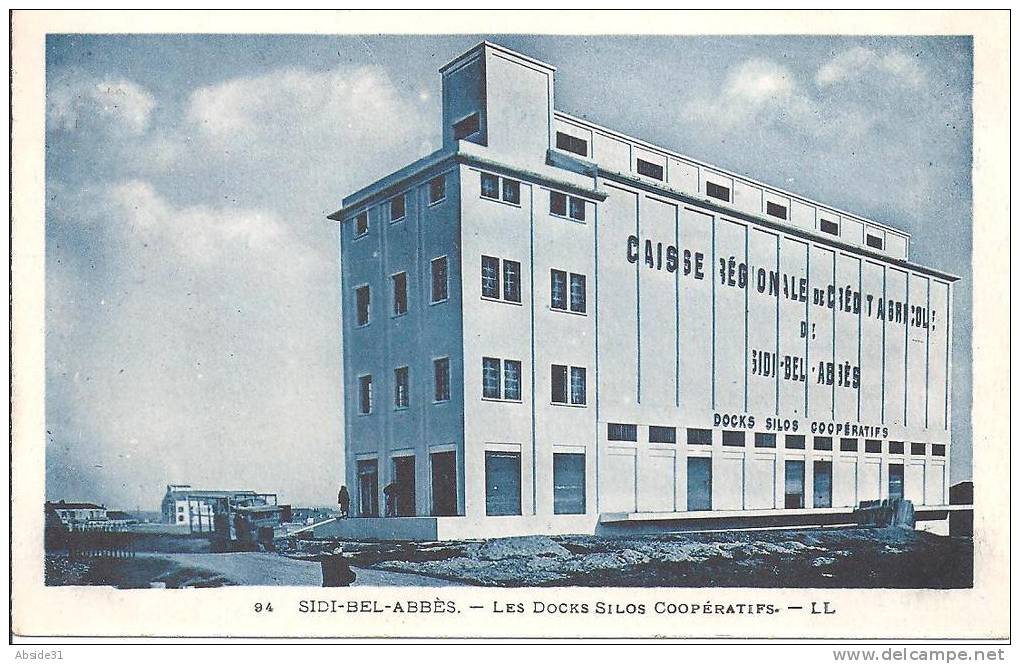 SIDI BEL ABBES  -  Les  Docks  Silos  Coopératifs