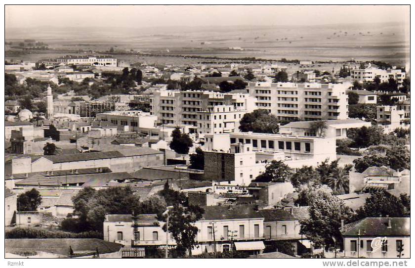 ALGERIE  SIDI BEL ABBES  Vue générale  ..... ( Ref FA604 )