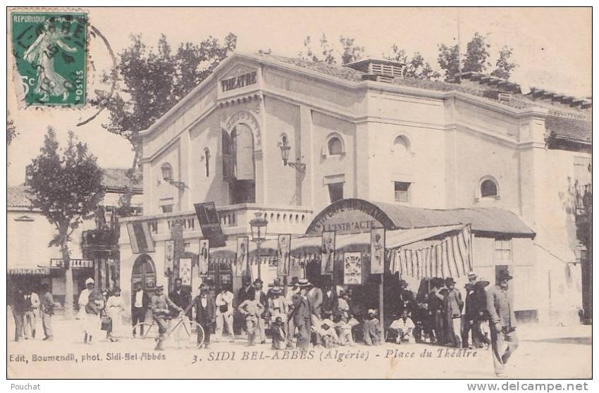 Sidi bel Abbès.- (Algérie)   Place du Théatre - (belle animation - petit café à l'entracte)