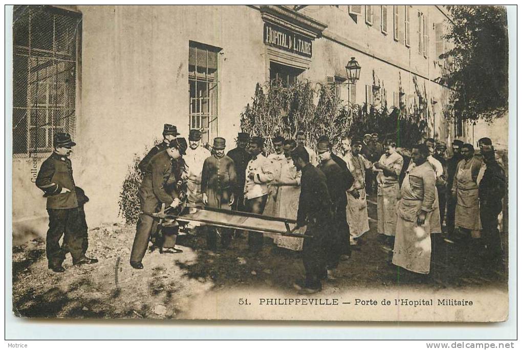 PHILIPPEVILLE  - porte de l'Hôpital Militaire.
