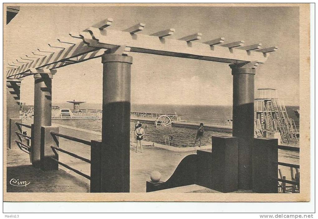 PHILIPPEVILLE   LA PISCINE JEANNE D ARC