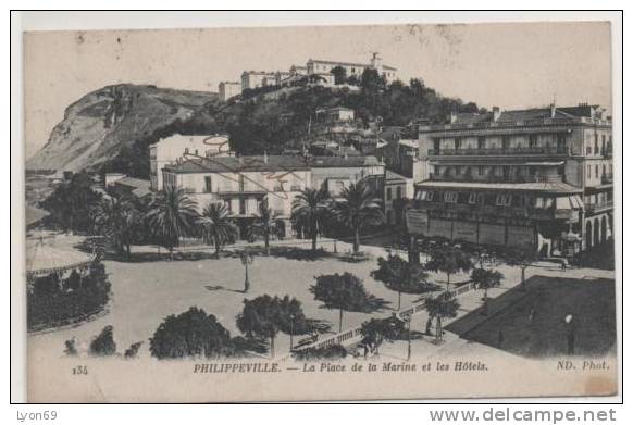 134  ¨PHILIPPEVILLE    LA PLACE DE LA MARINE