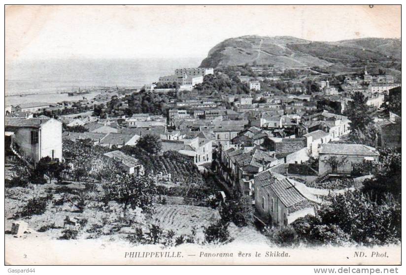 ALGERIE - PHILIPPEVILLE  panorama vers le SKIKDA