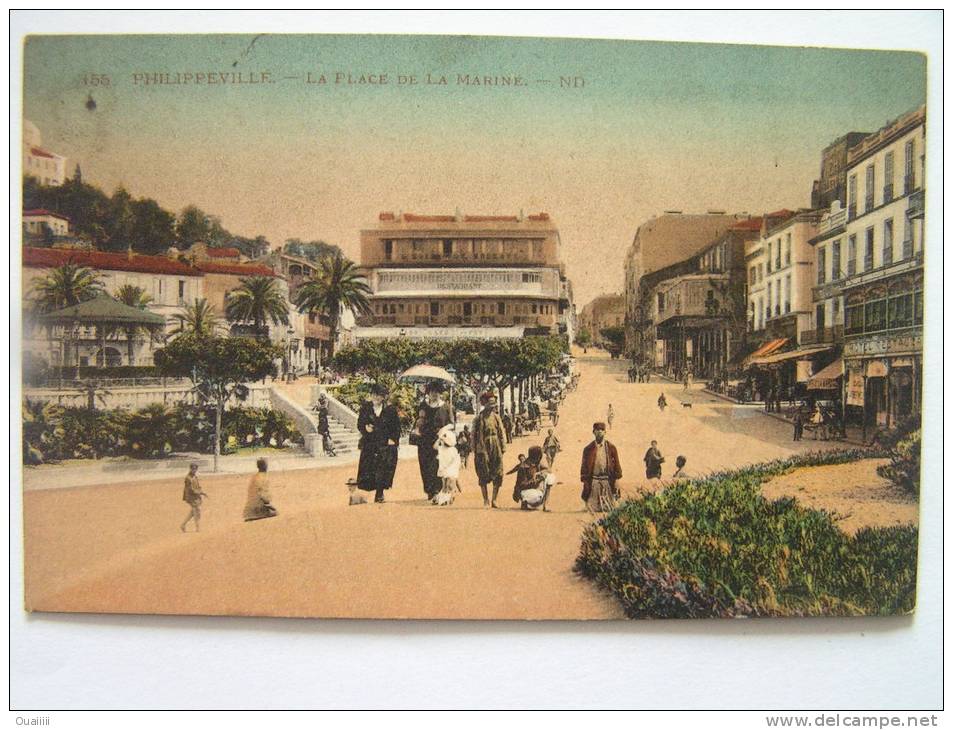 cpa, très belle vue animée, Philippeville, la place de la marine