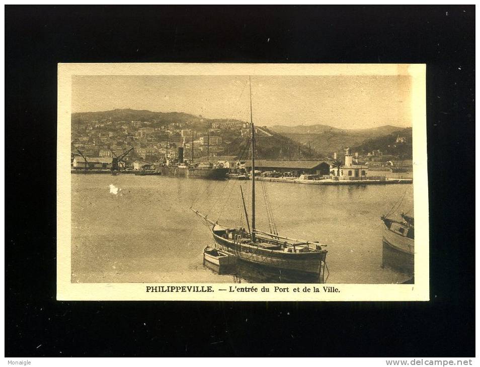 CPA ALGERIE  PHILIPPEVILLE ENTREE DU PORT ET VILLE